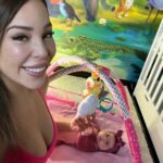 Kim Glow Instagram - Depuis son arrivée, chaque jour est une étreinte d’amour que je découvre avec elle. Chaque sourire, chaque gazouillis, des instants qui illuminent mon cœur Chaque regard, chaque rire, une leçon dans le livre du bonheur. Elle m’a appris le vrai sens de l’amour un amour qui durera toute la vie 🙏🏼🩷🩷 #mumlife #motherdaughter #mother #baby #babygirl #maman #happylife #newborn #kimglow #taliaglow