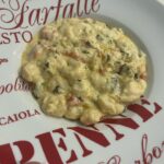Kim Glow Instagram - Beurre 35 g Un peu d'huile d'olive Tomates cerises 6-8 Ail en tranches fines 2 Crème 80 g Gnocchi Mozzarella 100 g Parmesan 50 g Persil frais Basilic séché frais parfois, il faut savoir se faire plaisir😍 #food #foodblogger #foodstagram #foodies #foodlover #recette #recettefacile #kimglow #pregnancy #pregnant