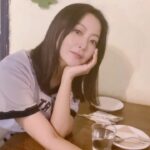 Kim Hee-seon Instagram - 12월1일🤍새로운 마음으로 기분좋게 시작합시당🐣2023년 마무리 잘하시구용🙏#새로운시작 #나쁜건훌훌털어버리자