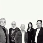 Kim Hee-seon Instagram – 콘텐츠 디렉터 김희선이 소개하는 첫번째 아트 프로젝트

데뷔 30 년을 맞이하여 
새로운 도전을 공개하고자 합니다. 

2년이란 시간을 준비하여
배우 김희선이 아닌 콘텐츠 디렉터
김희선 ( E : PLE ) 으로 

< ATO ; 아름다운 선물 展 > 을
22일 여러분들께 공개 합니다. 

 데뷔 30 년을 맞이하여 
새로운 도전을 공개하고자 합니다. 

현대 미술 거장 여섯분과 
아름답고 행복함을 선물 할 수 있는
130 여개 다양한 장르의 작품 

@h.art.ent
@ent.hinge

📍 일정 : 
2023년 9월 22일부터 
~ 10월 15일까지

📍 장소 : 
더여의도 현대 6 층 ALT. 1

📍 참여작가 : 
#박서보 #이우환 #박석원 
#김강용 #강형구 #이이남 

이번 전시는 여러분들에게 특별한
선물이 되었으면 합니다. 

#미술 #전시 #ATO #아름다운선물 #김희선 #더현대 #hinge_entertainment #h.art.ent #ATO #아름다운선물展 #초대전시 #무료전시