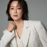 Kim Hee-seon Instagram - 💋#퀸잇 #queenit @queenit_official 🫶 퀸잇~럽잇😎