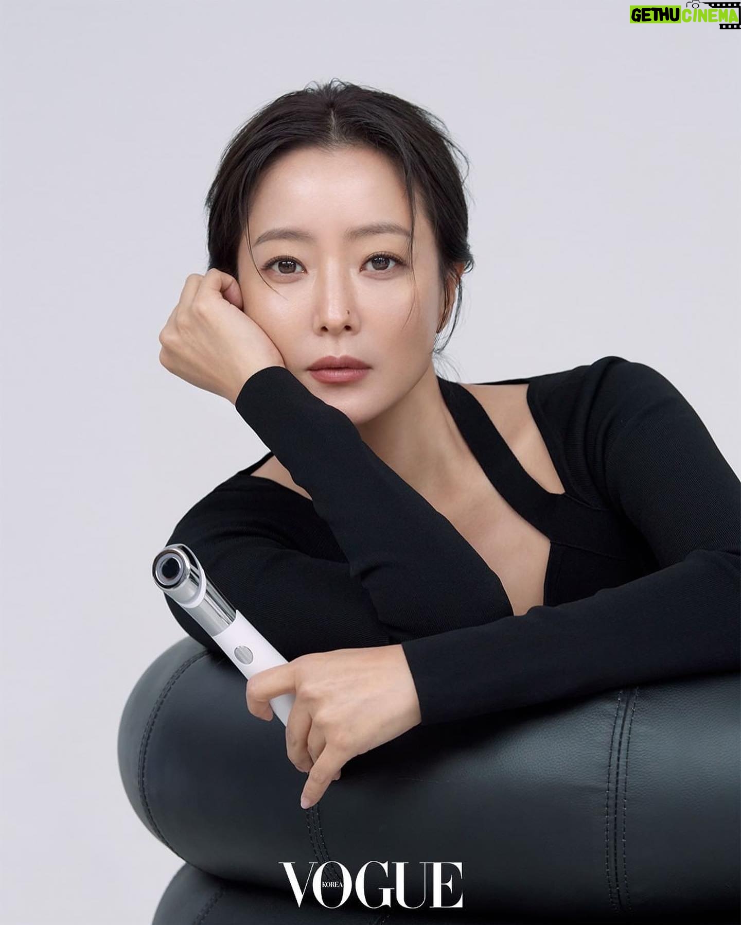 Kim Hee-seon Instagram - @medicube_ager π #medicube_ager #voguekorea πππΎππΌ πππ‘π₯πππππ£ ππ€π€π¦π π€