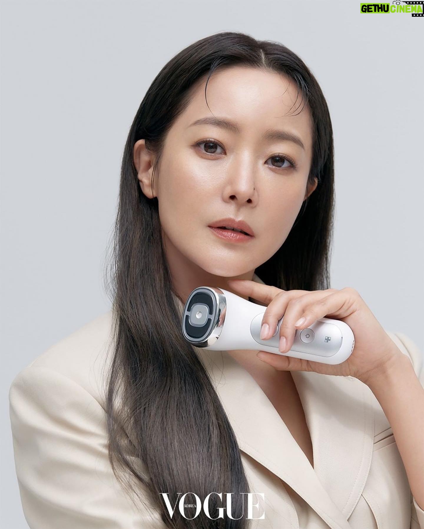 Kim Hee-seon Instagram - @medicube_ager π #medicube_ager #voguekorea πππΎππΌ πππ‘π₯πππππ£ ππ€π€π¦π π€