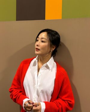 Kim Hee-seon Instagram - 🖍️