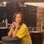 Kim Hee-seon Instagram – 오늘 우리 밥 한잔해요🍚🥂
장소는 tvN, 시간은  저녁 8시 40분 
기다릴게요, 이따 만나요❤️