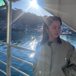 Kim Hee-seon Instagram - 🌊우리:집