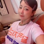 Kim Hee-seon Instagram – #달짝지근해 #달짝지근해7510 #달짝지근해무대인사 #달짝지근한금요일 🧡 용산 CGV 출근길✌️