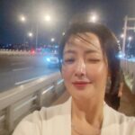 Kim Hee-seon Instagram - 한남대교 걷기🏃‍♀️