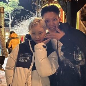 Kim Hieora Instagram - 열심히 운동하고 달리고 날았던 날들이여 안녕🫰🏻

항상 쉬지도 못하고 이리저리 뛰어다니며 멋지게 촬영을 해주신 모든 스텝분들과 배우분들도 고생많으셨어요 안녕🙏🏻
#경이로운소문2_카운터펀치