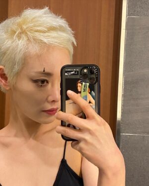 Kim Hieora Instagram - 겔리s