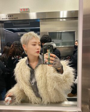 Kim Hieora Instagram - 💃🕺
황필광겔리최