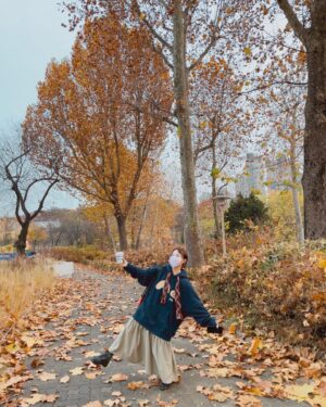 Kim Hyang-gi Instagram - 이번주도 잘지내자.