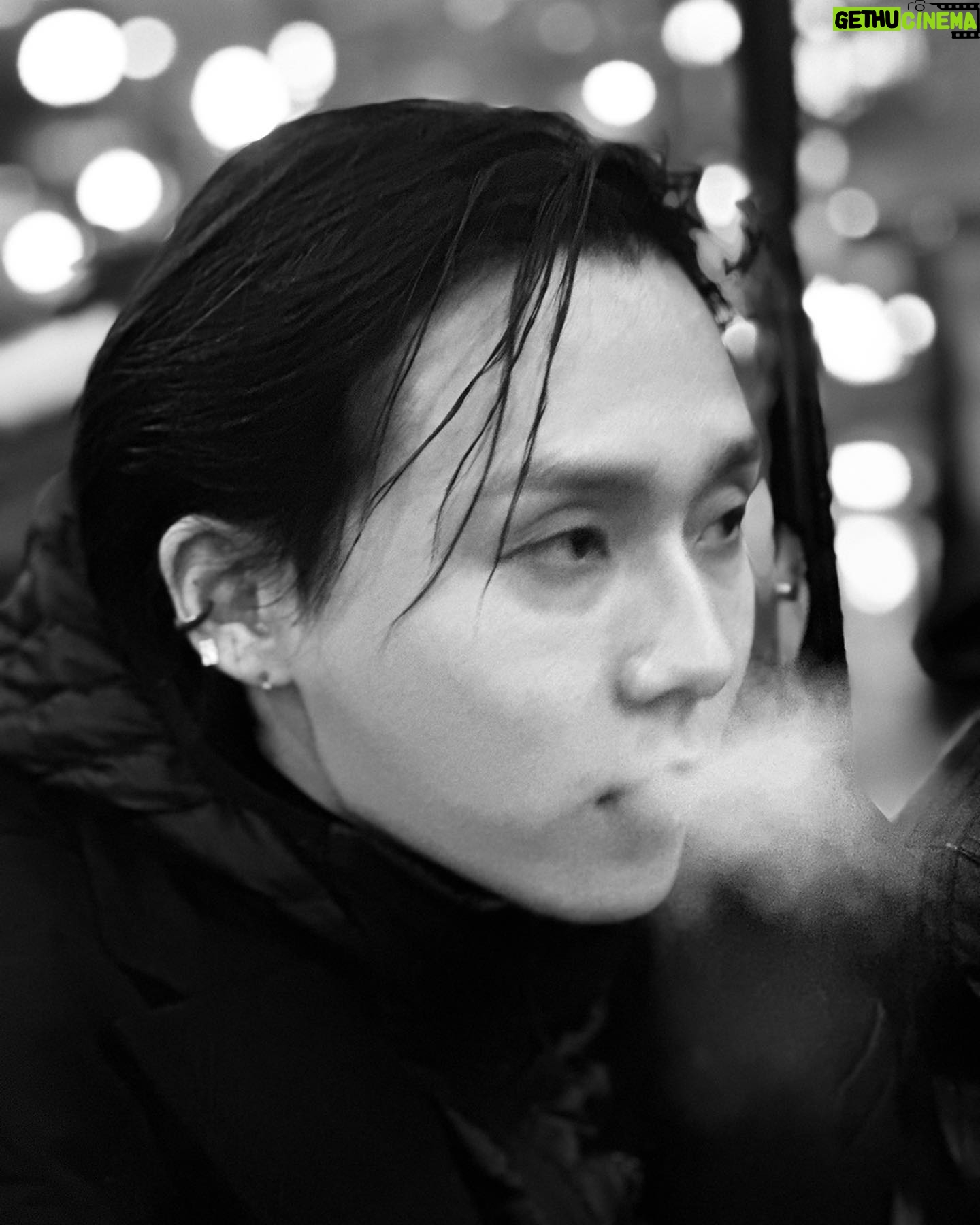Kim Hyo-jong Instagram - 📷photo by @hojin_glee 🖤