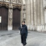 Kim Hyo-jong Instagram - 🇫🇷🖤