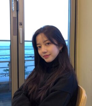 Kim Hyun-soo Instagram - 😏