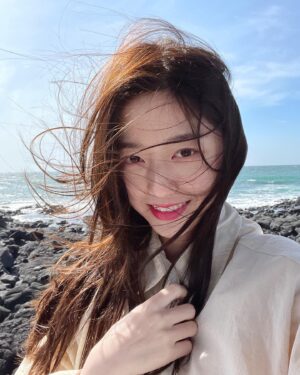 Kim Hyun-soo Instagram - 🌬🤭
지난번에🌪