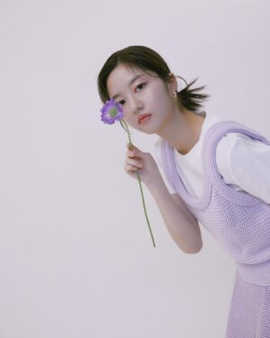 Kim Hyun-soo Instagram - 🌷