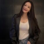 Kim Jae-kyung Instagram - 영화 #너를줍다 gv 너무 행복해따아🤍 와주신 모든 분들 다다다다 감사합니다!ㅎ 영화 #너를줍다 상영 중이니 많관부🫶🏻