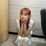 Kim Ji-woo Instagram - 리무진서비스 ◜◡◝ 뒷북❣️