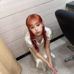 Kim Ji-woo Instagram - 리무진서비스 ◜◡◝ 뒷북❣️