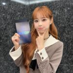 Kim Ji-woo Instagram - 오늘❣️ N-POP ❣️무대 정말 재밌었고 special MC 할 수 있어서 즐겁고 행복했어요🩵🌊