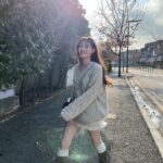 Kim Ji-woo Instagram - 🍃🤤