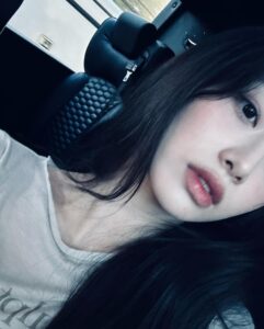 Kim Ji-woo Instagram -