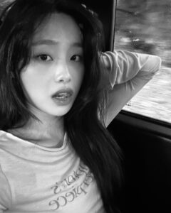 Kim Ji-woo Instagram -