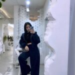 Kim Jisoo Instagram - ☀️ @alo @aloyoga