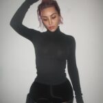 Kim Kardashian Instagram – 💗