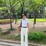 Kim Na-young Instagram - #광고 라코스테의 폴로셔츠를 입어봤어요. 어떤 컬러가 제일 맘에 드시나요? 🤍🌸🖤 #라코스테 #LACOSTE1933 #ReneDidItFirst