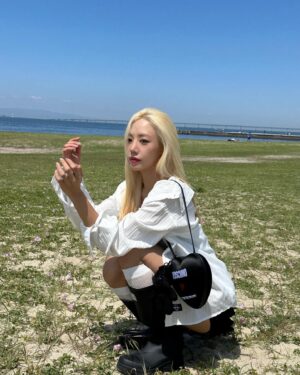 Kim Nam-joo Instagram - ☀️🫶