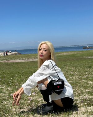 Kim Nam-joo Instagram - ☀️🫶