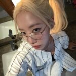 Kim Nam-joo Instagram - Taiwan Selfie 🖤