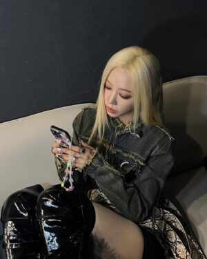 Kim Nam-joo Instagram - 😈