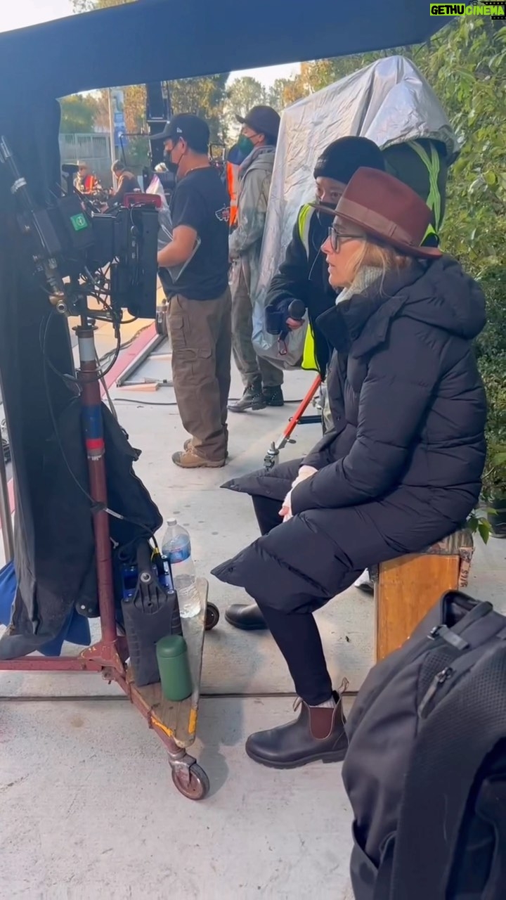 Kim Raver Instagram - My #GreysAnatomy directorial debut is almost here!! @shondaland and I are SO excited to give you a sneak peek behind the scenes as I not only direct but also act as Dr. Teddy Altman in this powerful episode. Tune in tomorrow to see my vision come to life!