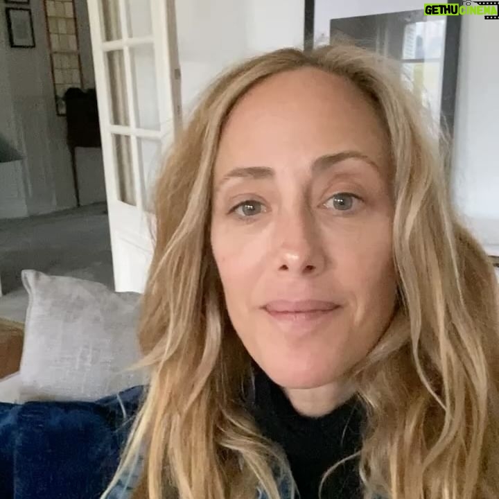 Kim Raver - 139.3K Likes - Au Revoir Paris, it’s been amazing!! Had such a giggle watching #GreysAnatomy in France and hearing Bailey speak fluent French 🤣👏