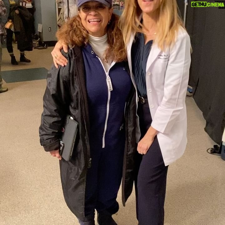 Kim Raver Instagram - #TBT to my #GreysAnatomy directorial debut, when I was mentored by the one and only @therealdebbieallen. It was such an honor and a privilege to have her by my side guiding me and supporting me through this incredible journey. Debbie, I cannot thank you enough for all that you have done for me and I will be forever grateful to call you my friend and mentor ✨