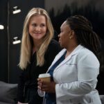 Kim Raver Instagram – So excited for tomorrow’s fabulous episode directed by the wonderful @morenikejoela and look who’s back… @jessicacapshaw 👏💜👏 #GreysAnatomy