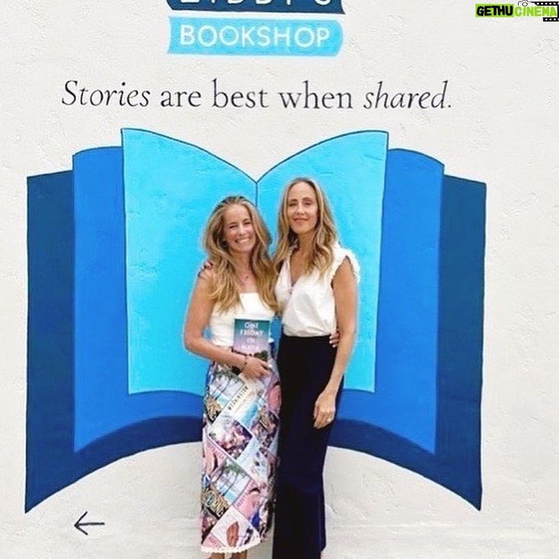 Kim Raver Instagram - #Throwback to an incredible evening celebrating my friend @jenniferhamm04 and her new book One Friday In Napa. I was so honored to be there for her and if you haven’t already, I highly encourage you to read this beautiful book! #womensupportingwomen