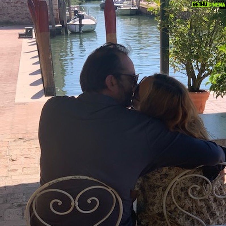 Kim Raver Instagram - Thank you @thegrittipalace for welcoming me and my family into your stunning hotel for a celebration beyond our wildest dreams. We shared beautiful moments together as a family celebrating love, life, health, friendship and family! Love was certainly in the air celebrating the 40th anniversary of my mom and step dad and Manu and I kept our own celebration going to celebrate 23 years together 💕 It’s a trip we won’t forget. Thank you xx #thegrittipalace #TheLuxuryCollection #suppliedby @thegrittipalace
