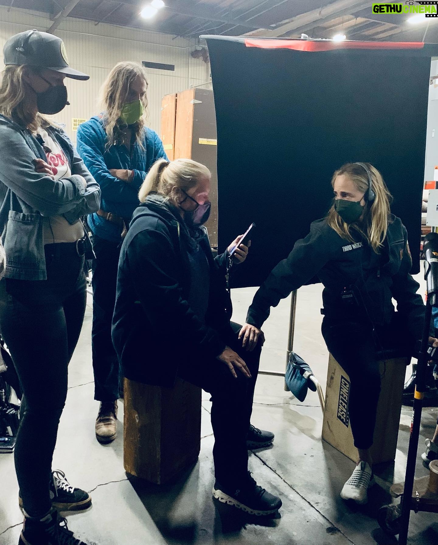 Kim Raver Instagram - There are so many strong, bad-ass women who work tirelessly behind the camera on #GreysAnatomy. I love these women and I celebrate them today on International Women’s Day and every day in between 💪 #WomenSupportingWomen #EmbraceEquity