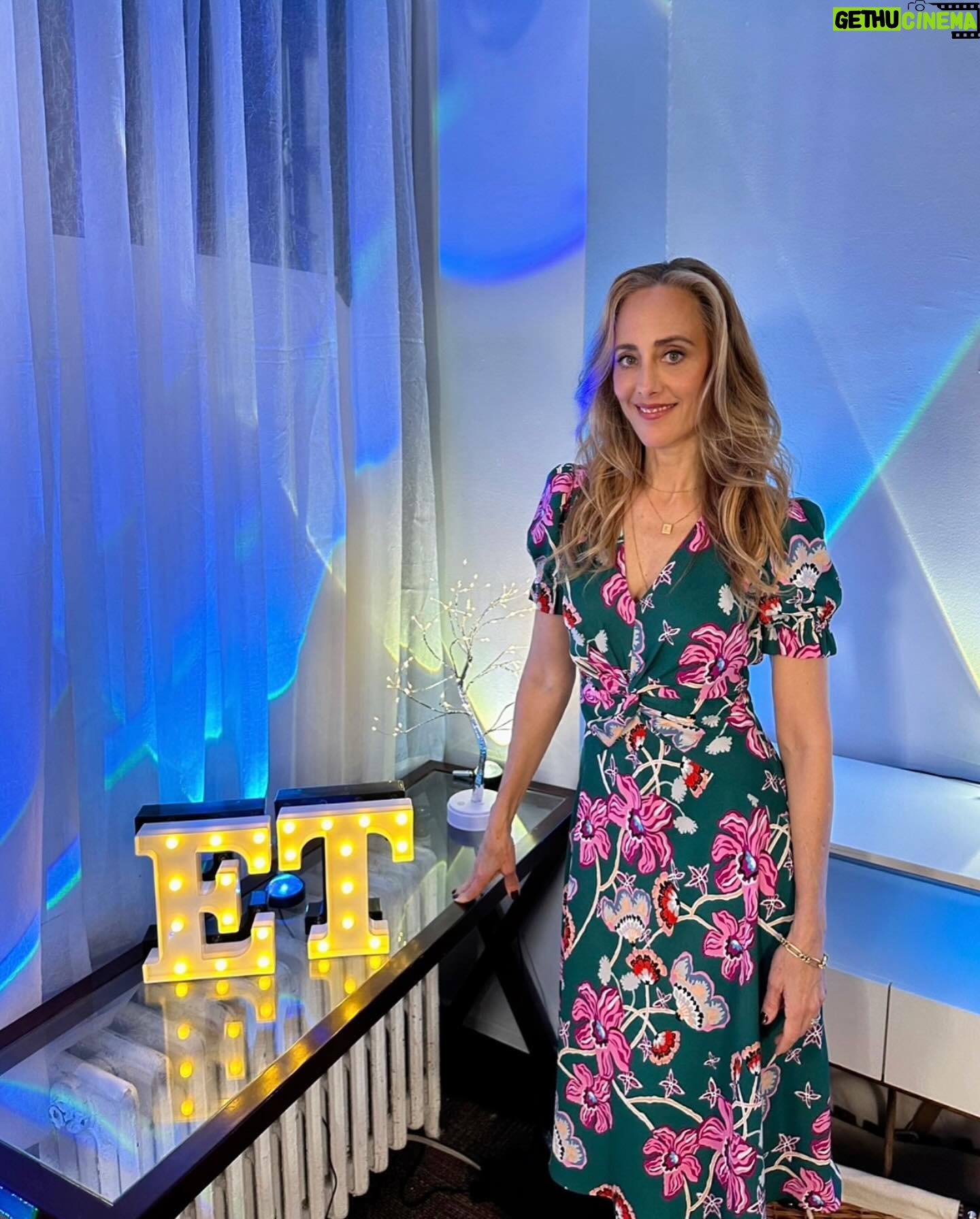 Kim Raver Instagram - Press week outfit dump 📸 Which look was your favorite? #FashionFriday #GreysAnatomy