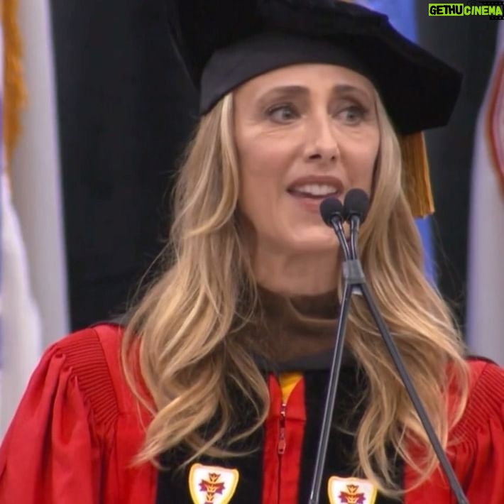 Kim Raver - 117.9K Likes - What an unbelievable weekend at my Alma Mater! The wonderful Dean Harvey and Boston University asked me to give the convocation speech at The College of Fine Arts to the amazing class of 2023. What an incredibly resilient and talented group of creatives!! I was especially blown away by the two amazing #CFA2023 graduates who I had the pleasure of watching perform at @thebostonpops. We are lucky to have such beautiful artists entering the workforce and we’re fighting to create space for the current and next generations to have fair pay and equality for all. Congratulations to all the 2023 graduates! I know you will do and create wonderful things! ✨❤️ xo, Kim
.
.
.
#MyCFA #WGAstrong #BostonUniversity
📸 Douglas Levy