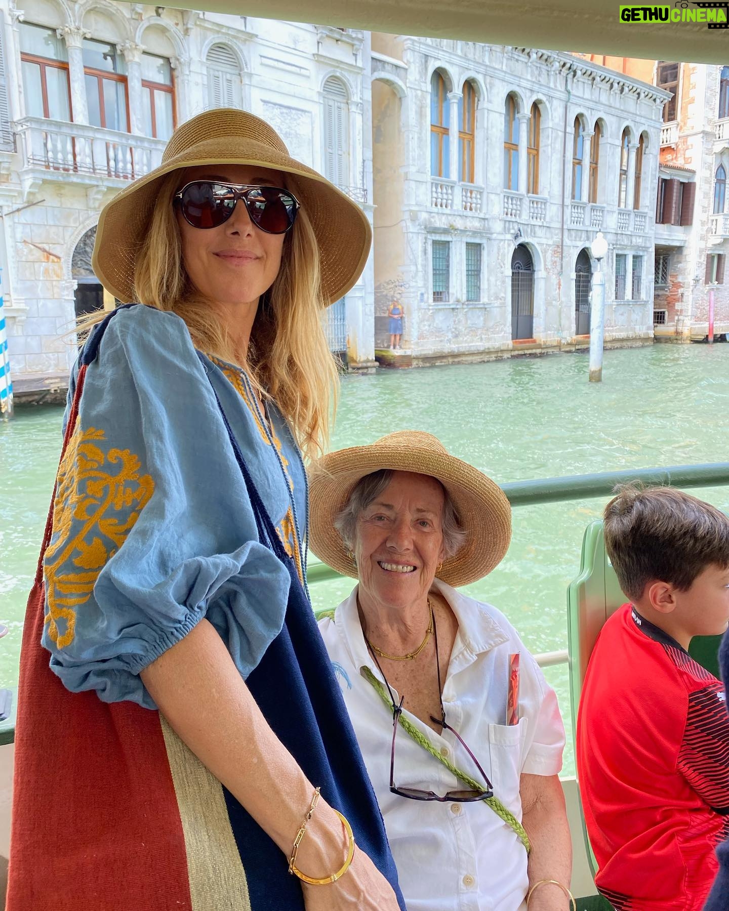 Kim Raver Instagram - Thank you @thegrittipalace for welcoming me and my family into your stunning hotel for a celebration beyond our wildest dreams. We shared beautiful moments together as a family celebrating love, life, health, friendship and family! Love was certainly in the air celebrating the 40th anniversary of my mom and step dad and Manu and I kept our own celebration going to celebrate 23 years together 💕 It’s a trip we won’t forget. Thank you xx #thegrittipalace #TheLuxuryCollection #suppliedby @thegrittipalace