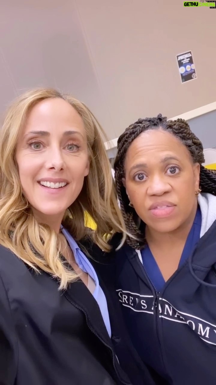 Kim Raver Instagram - Wait...what’s happening tomorrow? 😏 #GreysAnatomy