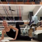 Kim Raver Instagram – Sweat sesh, Red face, Feeling great 💪 remember…sweat now, shine later ✨ #WorkoutWednesday @tracyandersonmethod