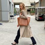 Kim Raver Instagram – Walking into this week (and onto #set) feeling fabulous in my very favorite @cuyana pieces! This female-led company has created beautiful pieces for the woman on the move!

So thrilled to support my talented friend @shilparshah 💕 Thank you for these beautiful pieces – so touched with the added magic of my initials on the computer sleeve! Thanks for keeping me chic in my hectic life!!#womensupportingwomen