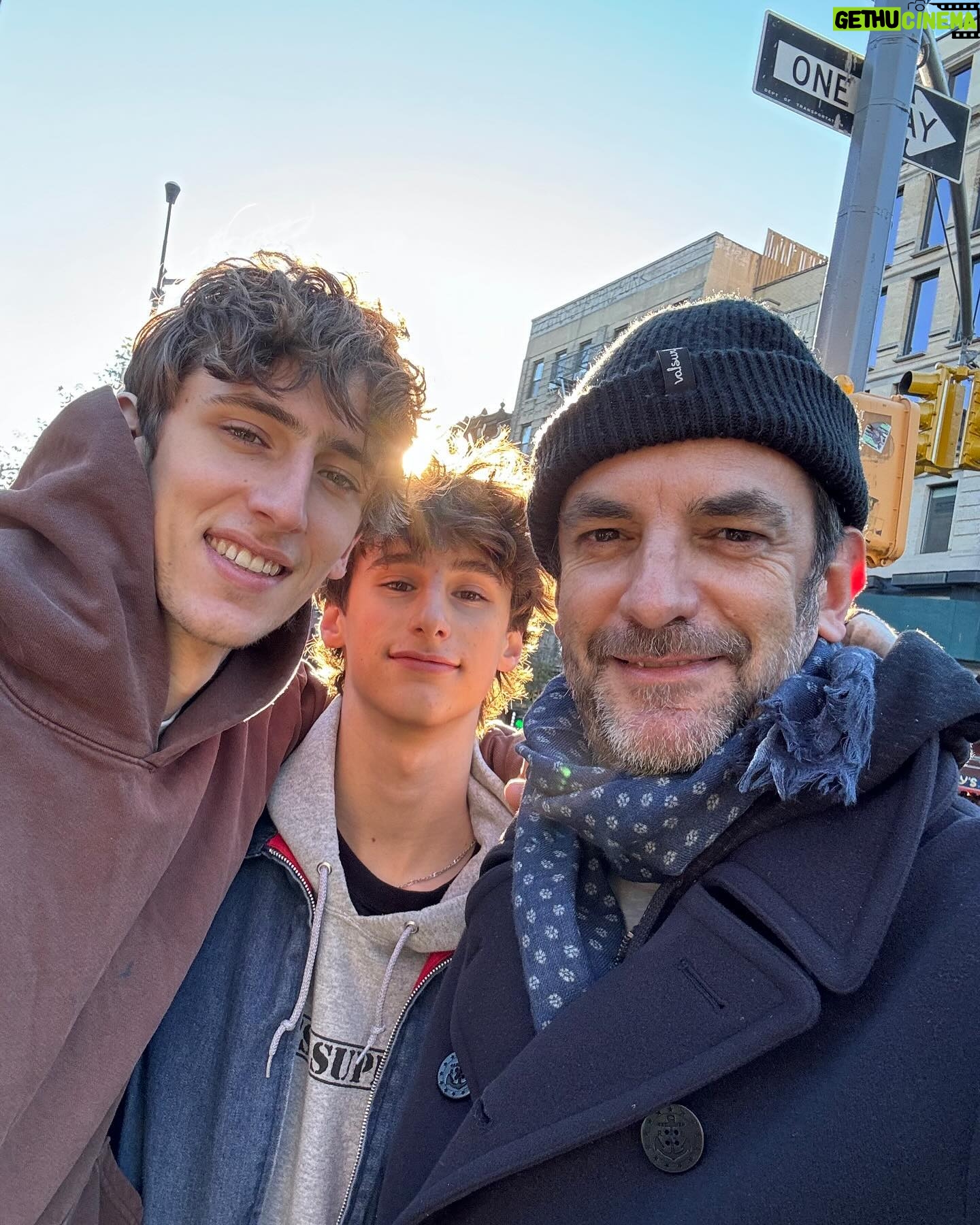 Kim Raver Instagram - So grateful for the family time spent over the holiday! ❤ ️