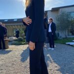Kim Raver Instagram - 💫 #FashionFriday Dreamy suit @barbarabuiofficial #suitup
